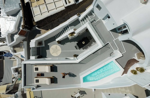 Imerovigli Hotel | Couples’ Retreat: Hot Tub Suite with Heated Pool, Orana Residence