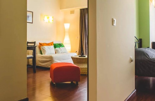 Athens Apartment | Coziest apt, 5' to Central Metro Station!