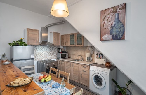 Agia Galini Apartment | Cozy apartment in the heart of Agia Galini