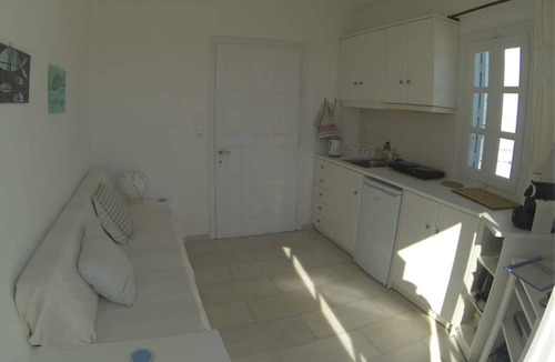 Naxos Apartment | Cozy apartment, with amazing sea views, privacy, next to beach