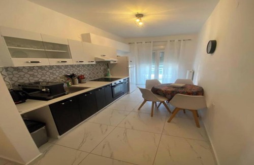Perea Apartment | Cozy apartment with two bedrooms with a sea view