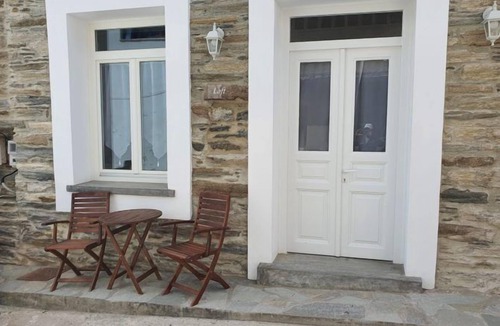Paleopolis Apartment | Cozy Loft in Chora of Andros 1 min from the main beach!