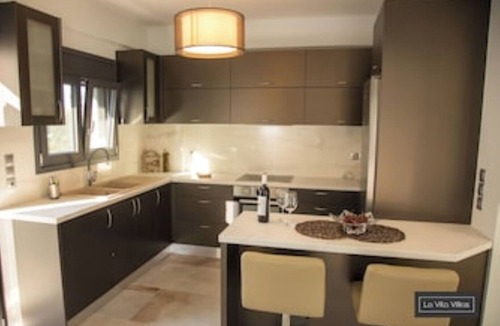 Mytikas Villa | Cozy, Luxurious and Poolside Three Bedroom Villas Minutes From the Beach