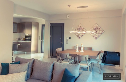 Mytikas Villa | Cozy, Luxurious and Poolside Three Bedroom Villas Minutes From the Beach