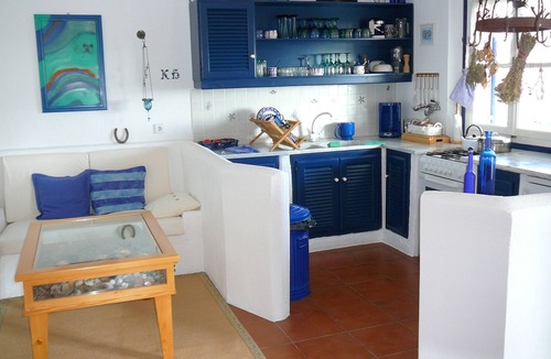 Foinikounta House | cozy traditional Greek holiday home with sea views in Finikounda