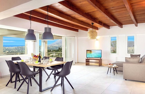 Douliana Villa | Cretan Family Villa Heated Pool