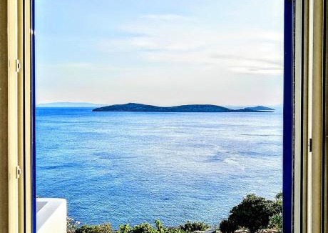 Mpatsi House | Cycladic Horizon Island Villa By Hostandros