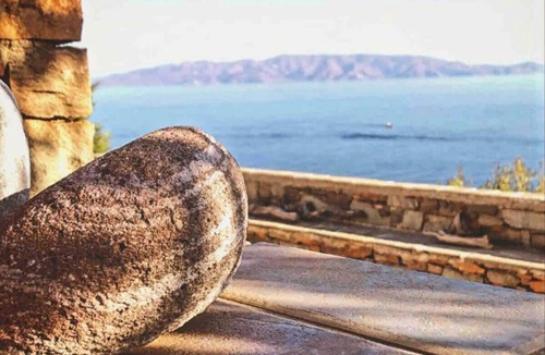 Kithnos House | Cycladic House with a Pool. Exceptional views and 2min walk from the beach.