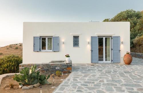 Ioulida Villa | Cycladic Villa with sea view!