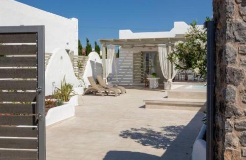 Perivolos Villa | DAFNES VILLA 2