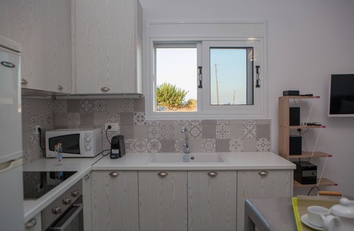 Perivolos Villa | "Dafnes Villa 2" Private Hydromassage