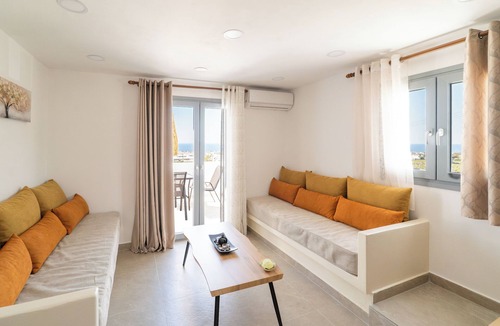 Messaria Hotel | Dauti Gold Suites