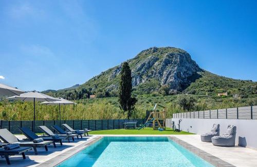 Lefkogeia Villa | Del Sur Luxury Villa, Heated Pool & Utter Privacy, By ThinkVilla
