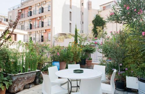 Psirri Apartment | Delightful 2 BEDR-2 BATH Apt with Access to Rooftop Garden - EP9U