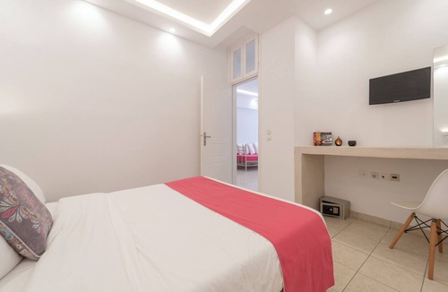 Agios Georgios Bed & Breakfast | Deluxe Apartment BB for 4 guests
