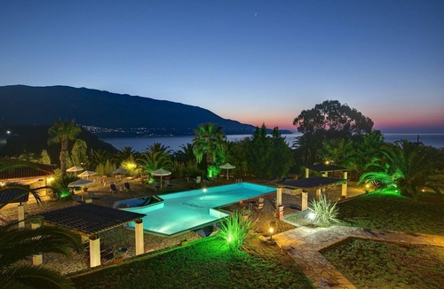 Spartia Villa | Deluxe Kefalonia Apartment | Liakas Village Apartments | Swimming Pool | 1 BDR.