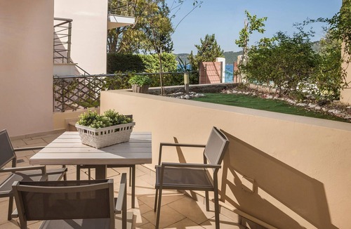 Karavomylos Villa | Deluxe Kefalonia Apartment | Apartment Helios | 1 Bedroom | Outdoor Pool |.