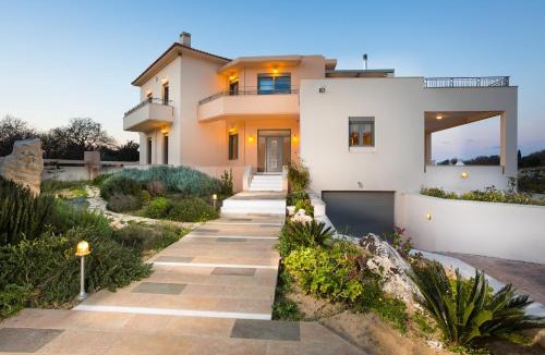 Atsipópoulon Villa | Deluxe Villa Ianthos - Outdoor Hot Tub & Kids Pool