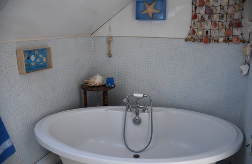 Mesnil-Val-Plage Villa | Detached authentic Anglo-Norman villa by the sea / "Pipi Longstocking house