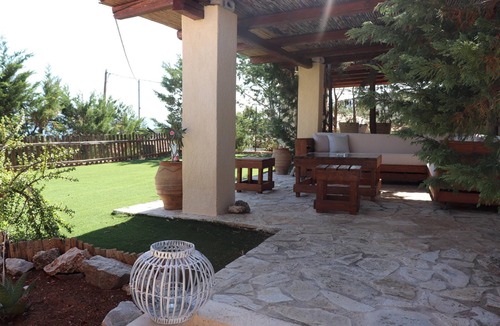 Kilada House | Detached holiday home with garden, close to the beach, sea view | Argolis, Pelop