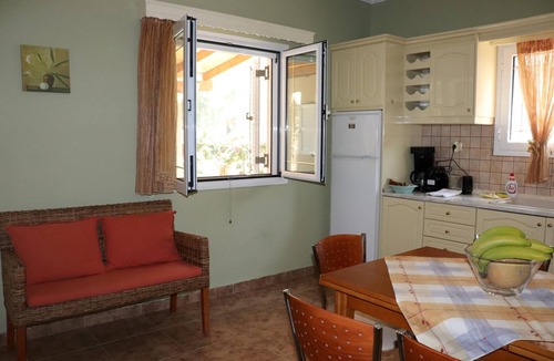 Agios Matthaios House | Detached holiday home at the sea with garden, Wifi | Skidi, Corfu