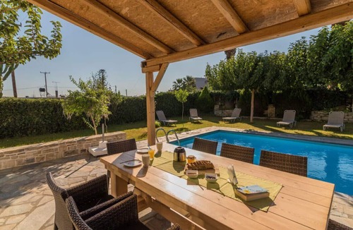 Pitsidia Villa | Detached house with great view to Psiloritis mountains