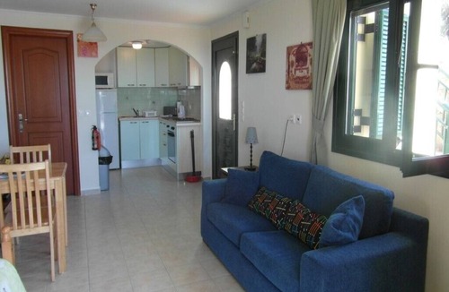 Ratzakli Apartment | Detached Villa with Pool - 1 Bedroom Family apartment: (sleeps 4)
