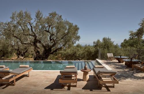 Tsilivi Villa | DiLa Grand Villa, a 5acres Secluded Sanctuary with Pool, By ThinkVilla