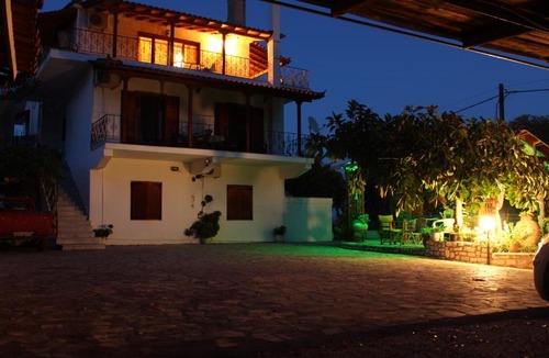 Astros Apartment | Dimitras House