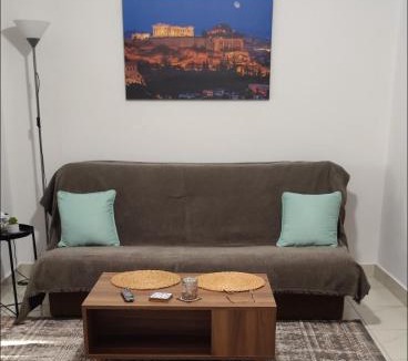 Nea Ionia Apartment | Dimitri's Cosy Home