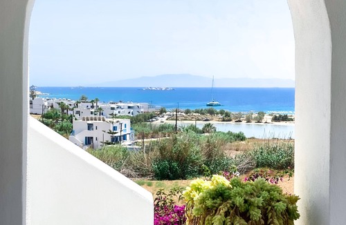 Agios Prokopios Apartment | Dinanaxos Studios