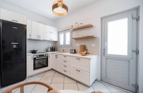 Naxos Town House | Disis Residence Naxos Independent Holiday Home