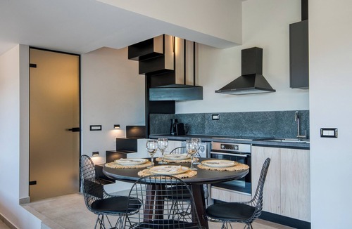 Aria House | Doceo Refined Living