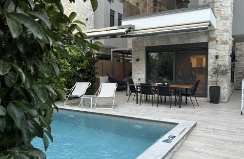 Haniotis Villa | Domenica Diamond Villas - Heated Pool & 80m from the Beach
