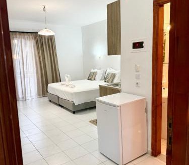 Kallithea Apartment | Dorothea Apartments - Self-Catering Accommodation
