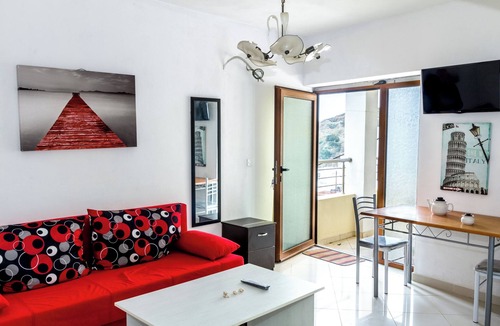 Diafani Apartment | Double Apartment in quiet neighborhood. 3 minutes distance to the beach