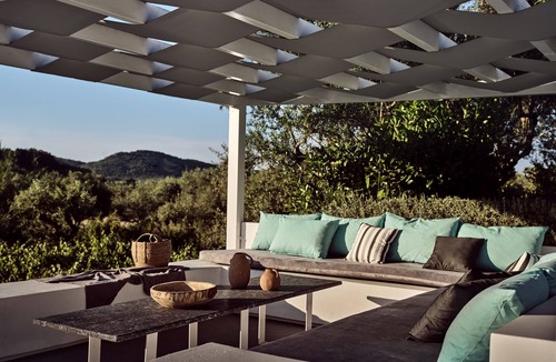 Meso Gerakari Villa | Drallos Luxury Villa - 6 Bedrooms & Private Pool