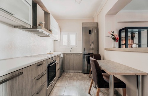 Tsilivi House | Dream House - Three Bedroom House, Sleeps 6
