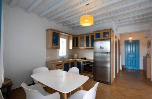 Ano Mera Apartment | Dreamscape Cozy 3-Bedroom Mykonos Hideaway