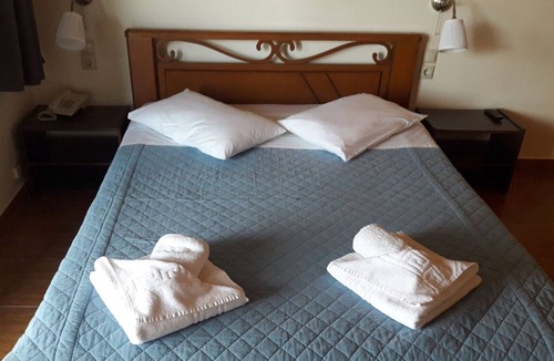 Mavrovouni Apartment | Drossia # 11 - Studio Apartment, Sleeps 2
