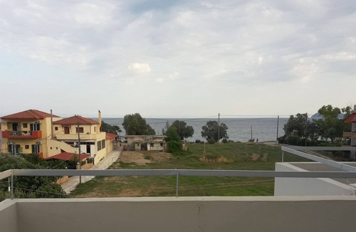 Mavrovouni Apartment | Drossia # 12 - Studio Apartment, Sleeps 3