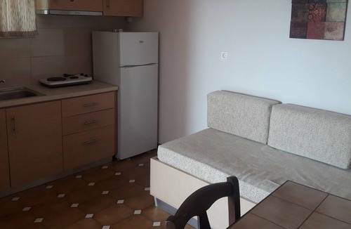 Mavrovouni Apartment | Drossia # 3 - One Bedroom Apartment, Sleeps 4