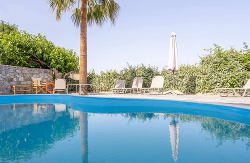 Armenoi Villa | Dryades Villa. Located 8 km away from the beach of Rethymnon