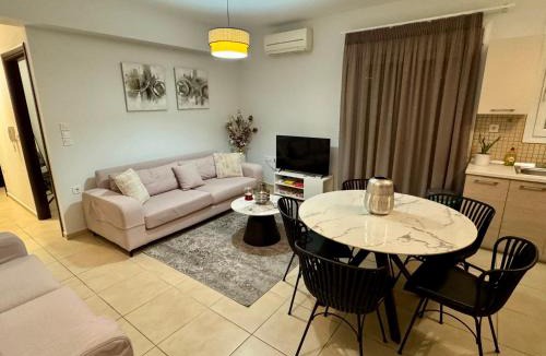 Anatoli Apartment | EastView