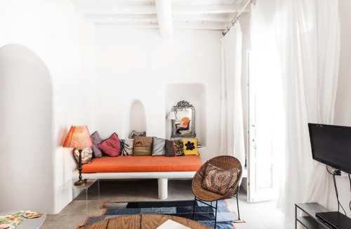 Mykonos House | Eclectic & Artistic house in Mykonos town