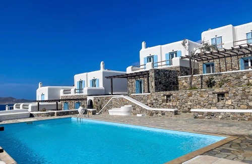 Agios Ioannis Apartment | Economy Apartment - Mykonos Dot The Villas