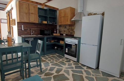 Kardamena House | Efi Studios Old Stone Barn House | Walk to Beach | 1-4 Guests
