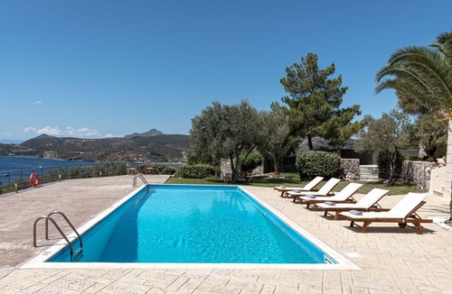 Kontos Villa | Eight Bedroom, Six Bathtoom Villa with Private Pool.