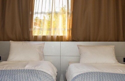 Skiathos Apartment | Ektor's Villa, Skiathos, Greece, free parking, free Wifi