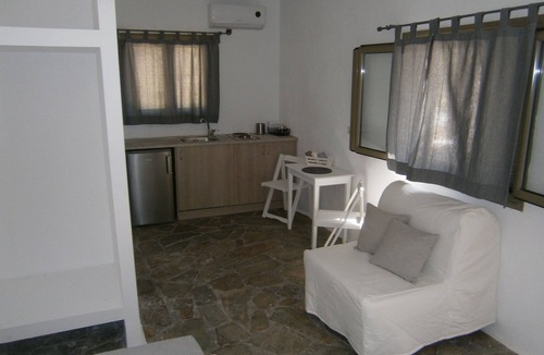 Koundouros House | Elea apartment sea view